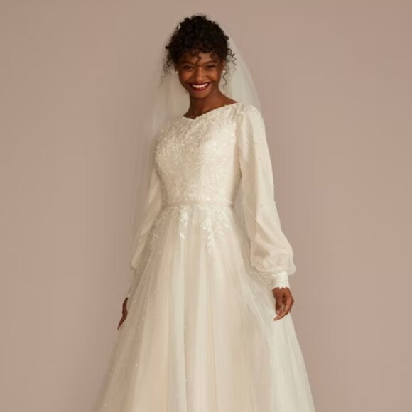 David's Bridal Oleg Cassini Long Sleeve Pearl Tulle Modest Wedding Dress Size 26 - Picture 1 of 3